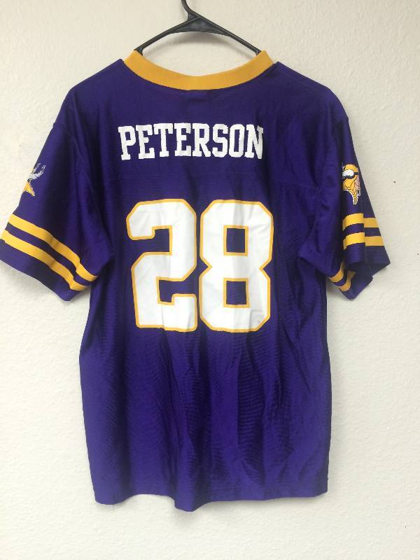 lot 6 image: Minnesota Vikings Jersey