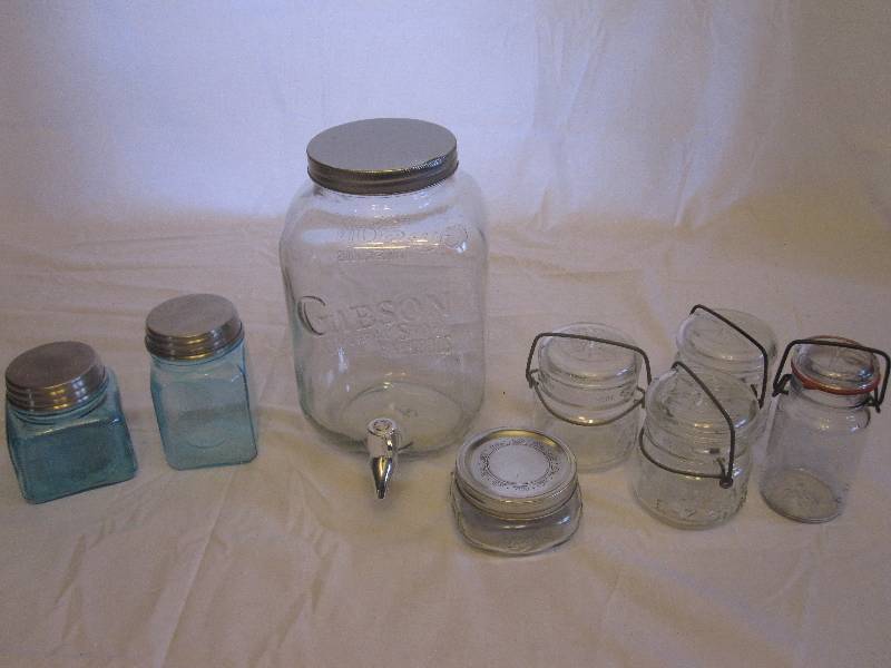 lot 27 image: Vintage mason jar lot