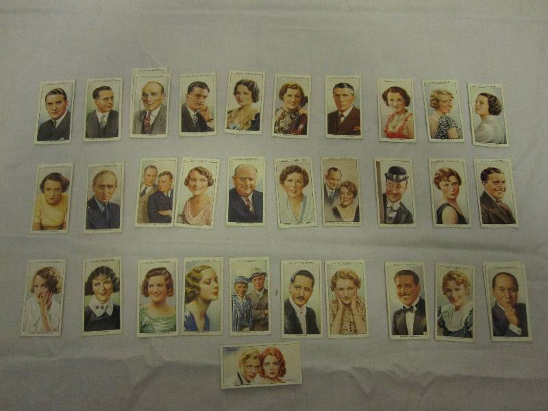 lot 32 image: Lot of 33  1934 Wills Cigarette Cards Radio Celebrities Series 2