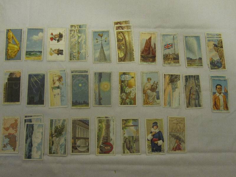 lot 35 image: 39 Wills Cigarettes 1933 Do You Know Cards