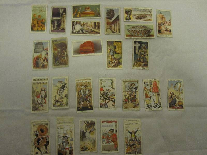 lot 38 image: Vintage Churchmans Cigarette Cards