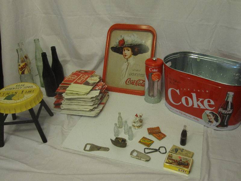 lot 55 image: Large vintage Coca Cola and soda lot