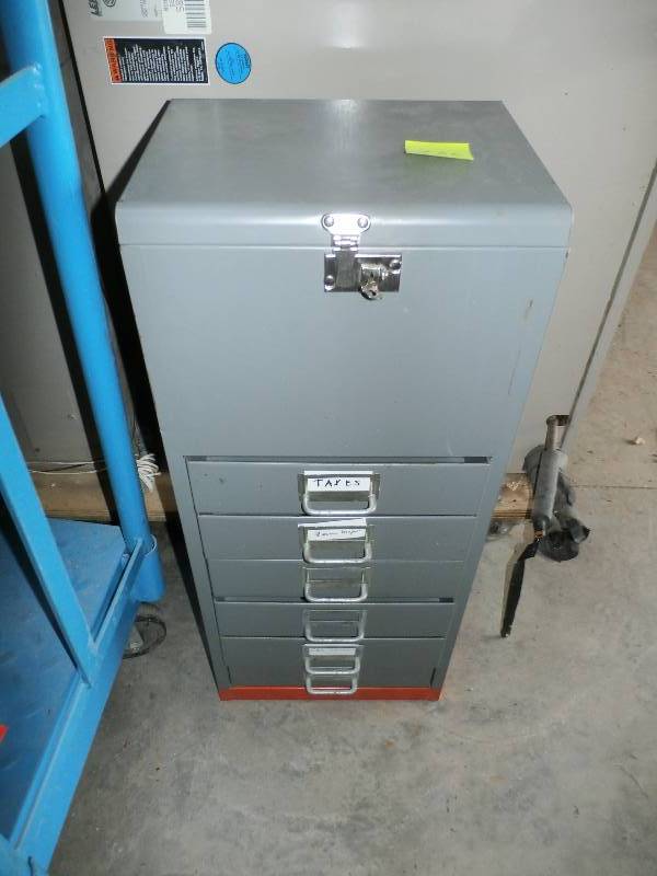 file cabinet with key