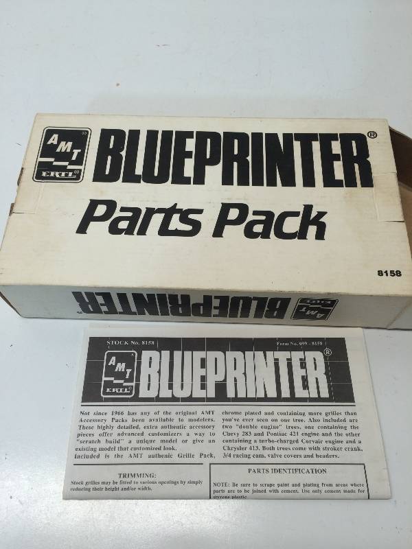 lot 19 image: Blueprinter Parts Pack
