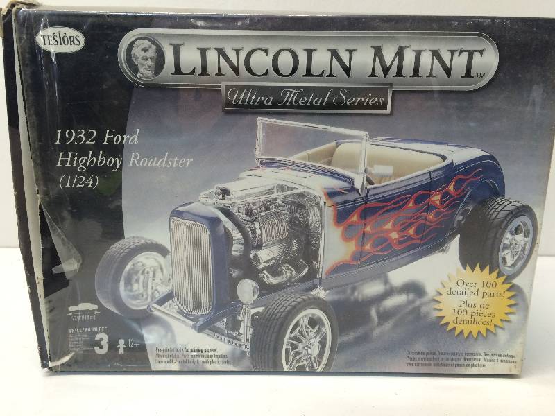 lot 20 image: 1932 Ford Highboy Roadster