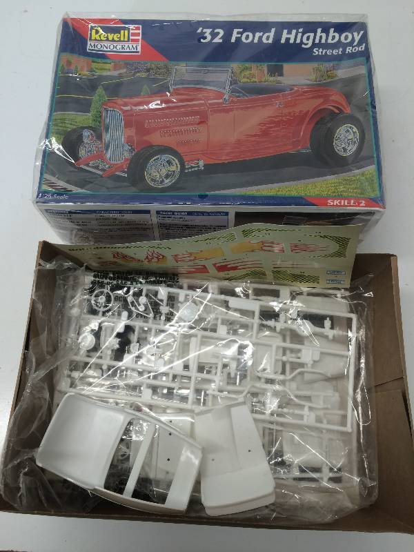lot 31 image: 32 Ford Highboy Street Rod