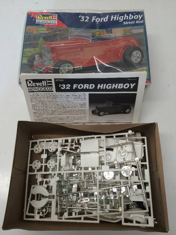 lot 37 image: 32 Ford Highboy Street Rod