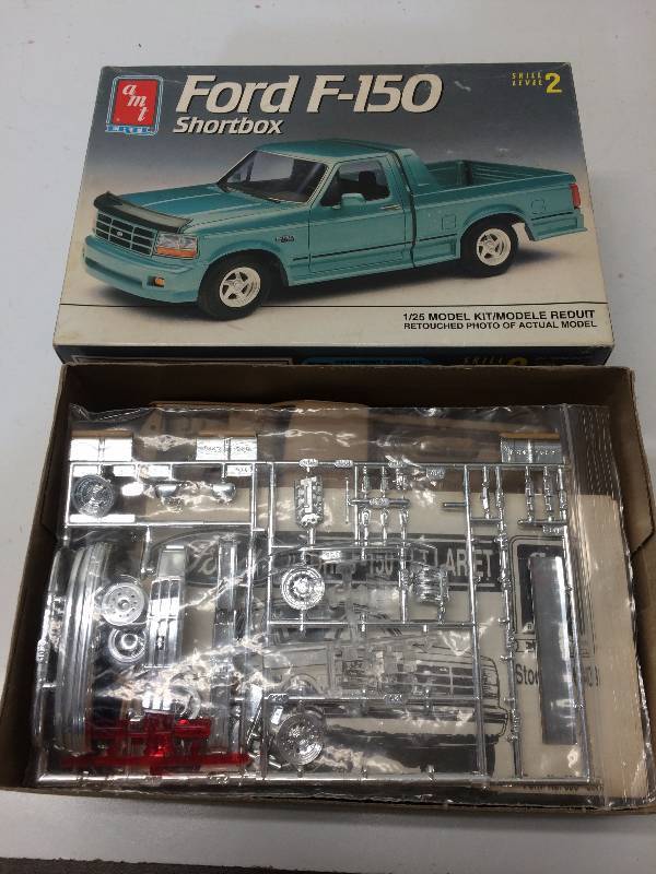 lot 40 image: Ford F-150 Shortbox