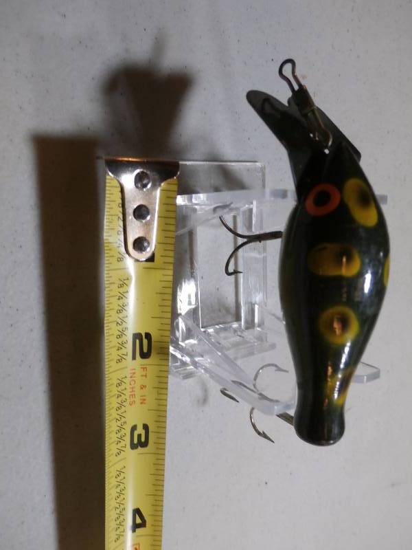 lot 21 image: Bass Plug