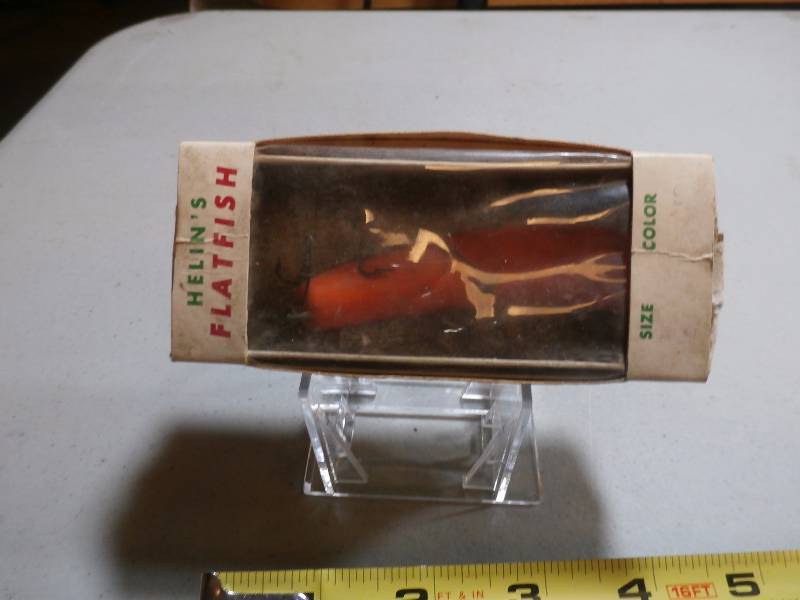 lot 56 image: Helin flat fish