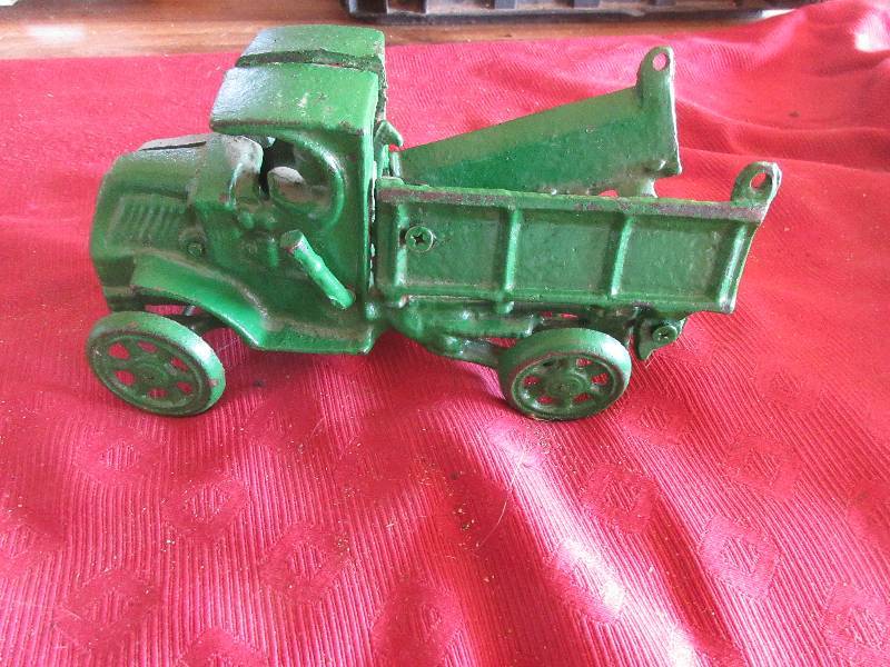ANTIQUE IRON TRUCK