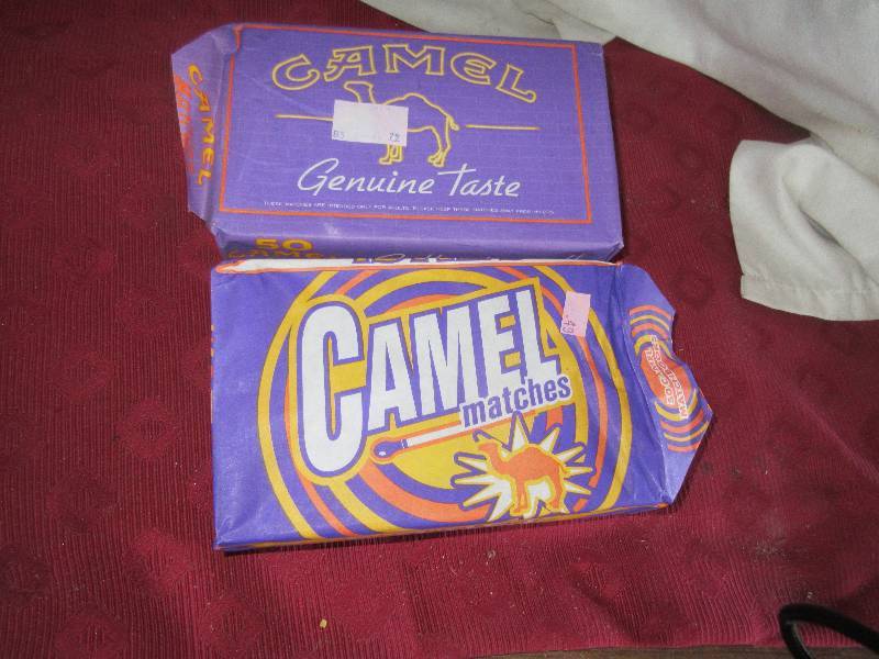 COLLECTIBLE CAMEL MATCHES