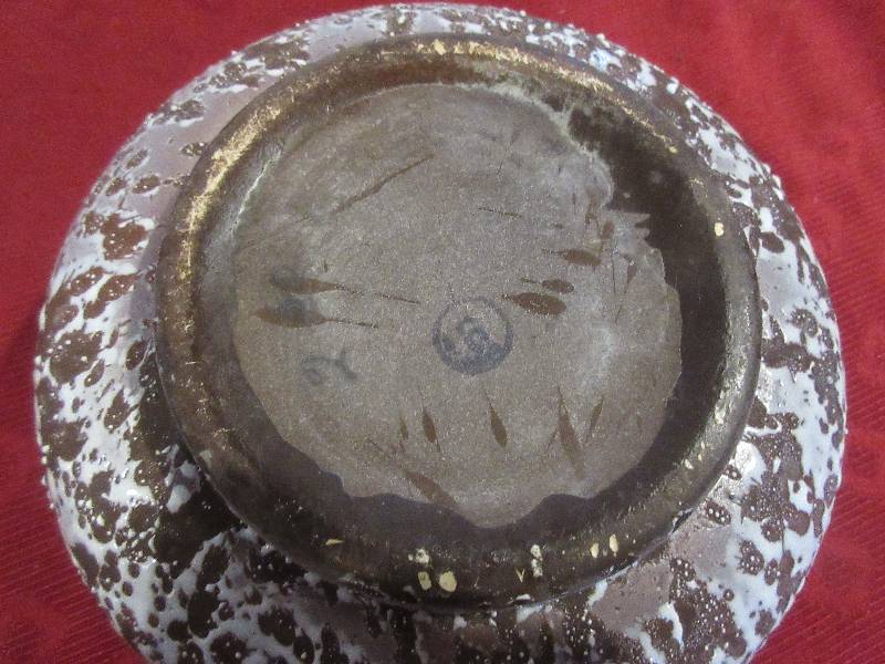 VINTAGE BOWL