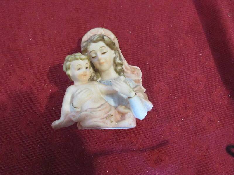 HAND PAINTED MOTHER MARY STATUE