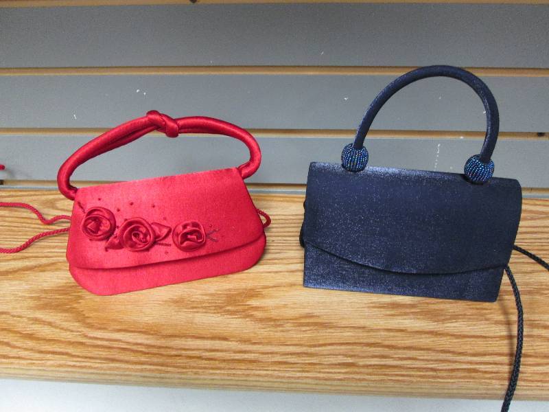 Lot of 2 small purses, 1 red, 1 blu...