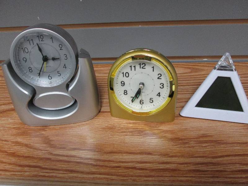 Lot of 3 assorted clocks...