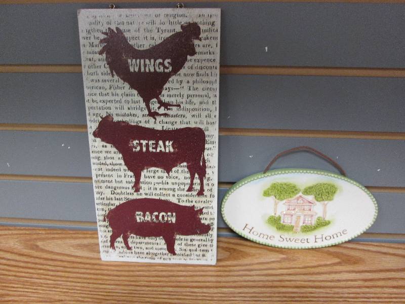2 kitchen decor pieces...