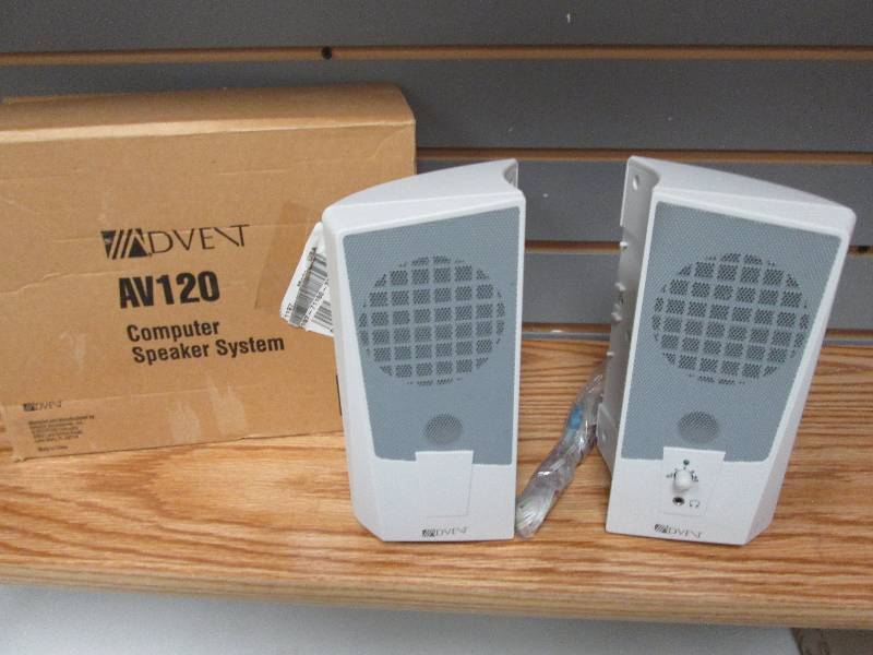 Advent  AV120  computer speakers Re...