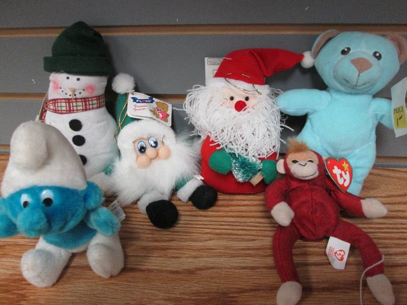 Lot of 6 small figures animals...
