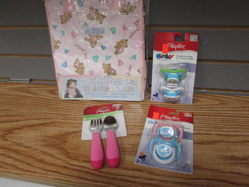 Small pink diaper bag, 2 packs of 2...
