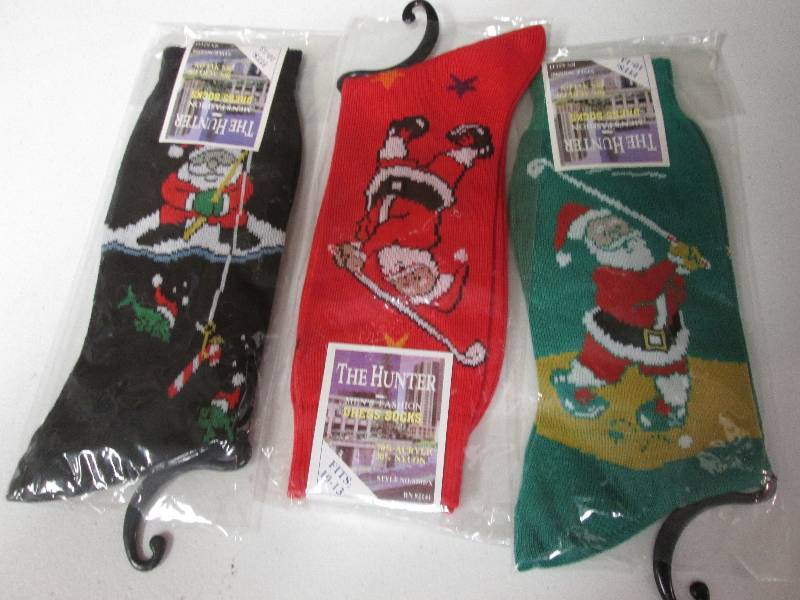 Lot of 3 mens dress Christmas sock...