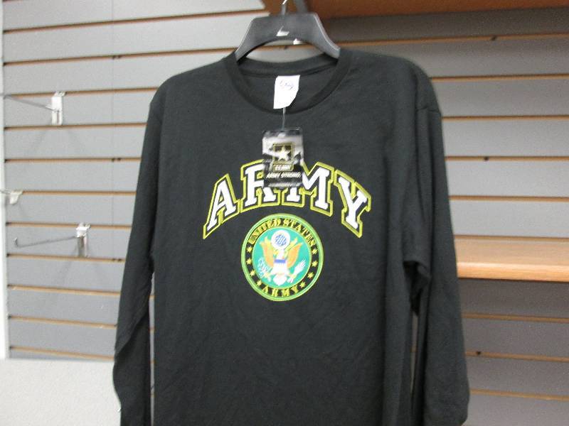 Black long sleeved Army t-shirt...