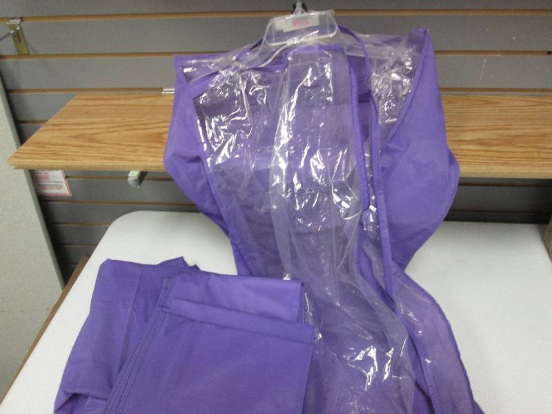 Lot of 5 large clothes bags...