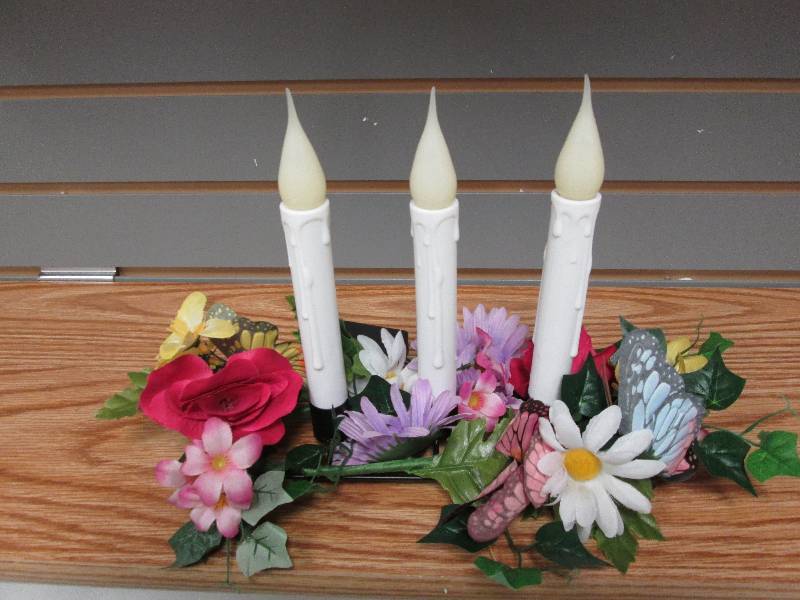 Illuminated spring centerpiece...