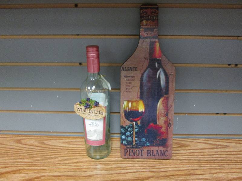 Cork board, Wine bottle ...