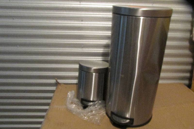lot 36 image: 2 pop-up lid trash cans, the larger...