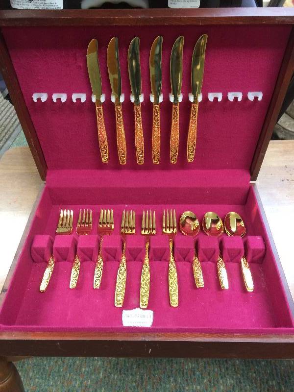 Gold Flatware Set
