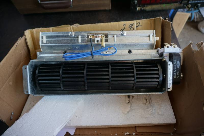 lot 21 image: Electric Fireplace BlowerHeater Fan