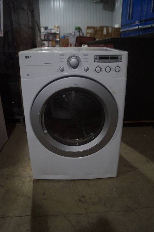 lot 10 image: LG Gas Dryer in White