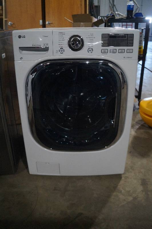 lot 11 image: LG Washer and Electric Ventless Dryer in White