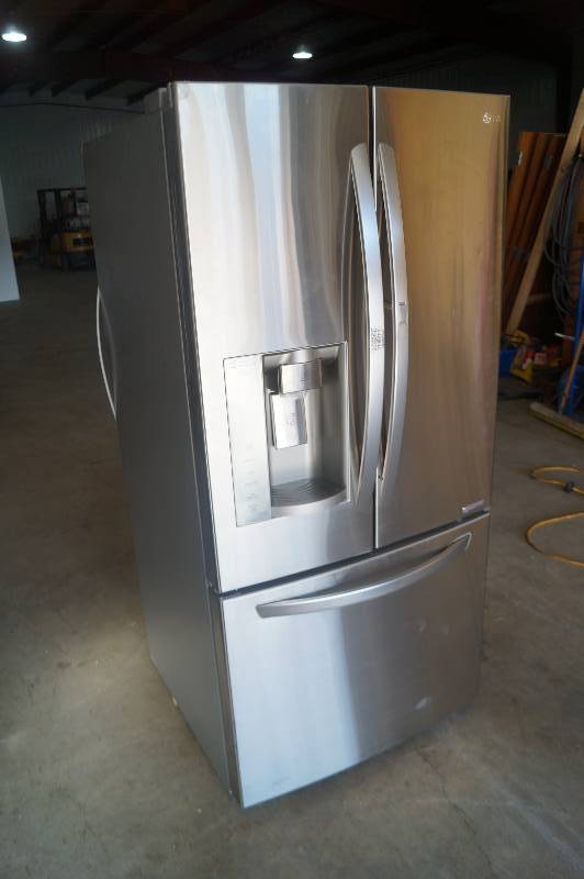 lot 2 image: LG LFXS24663S 24.0 cu. ft. Ultra-Lar Capacity Door-in-Door French Door Refrigerator (33 Width)