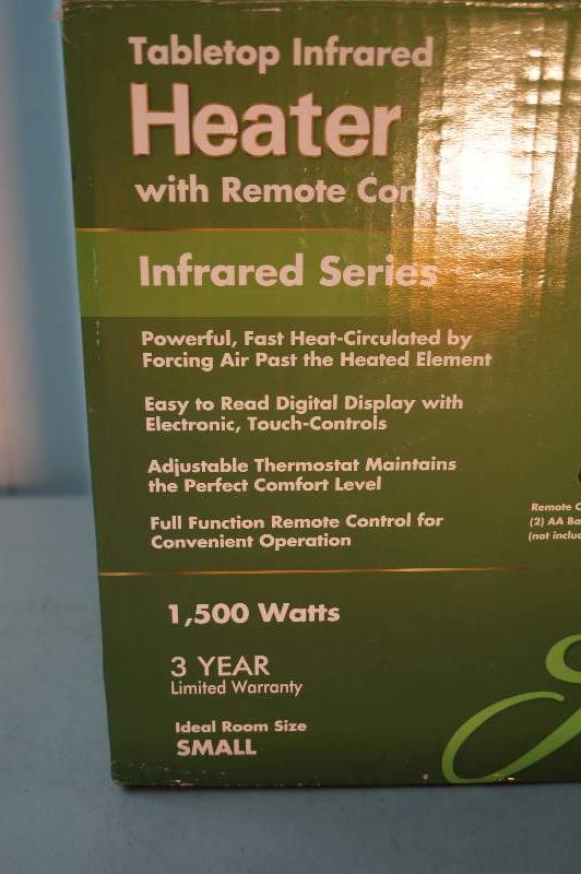 Hunter 1500-Watt Tabletop Quartz Infrared Heater with Remote Control