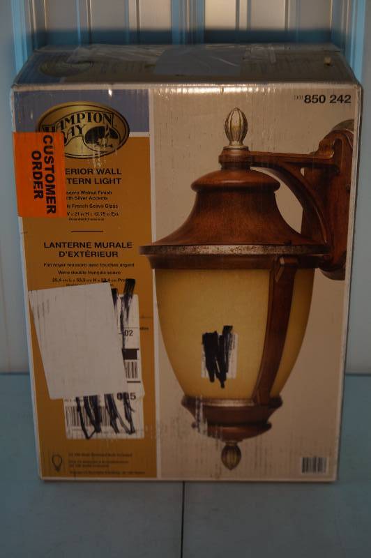 Hampton Bay Exterior Light