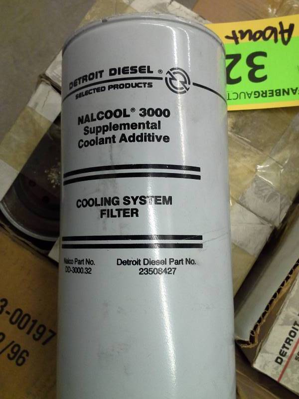 lot 32 image: FILTER ENGINE-NALCOOL PRE-CHARGE SERIES-50 23508427