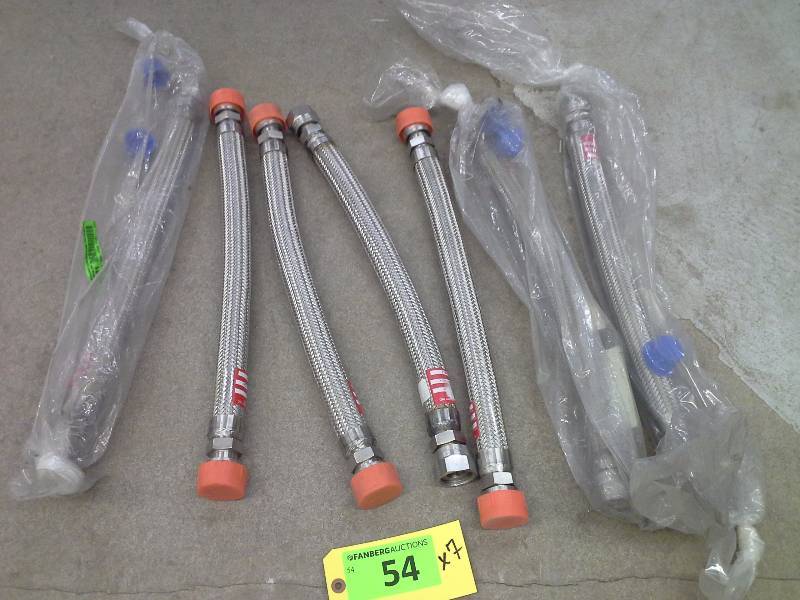 lot 54 image: HOSE AC DISCHARGE STAINLESS STEEL GILLIG 400S 46-38363-030
