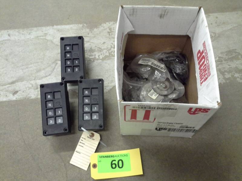lot 60 image: WASHER ARTIC JOINT 1998 NEW FLYER, SELECTOR TRANS SHIFT GILLIG 23048154