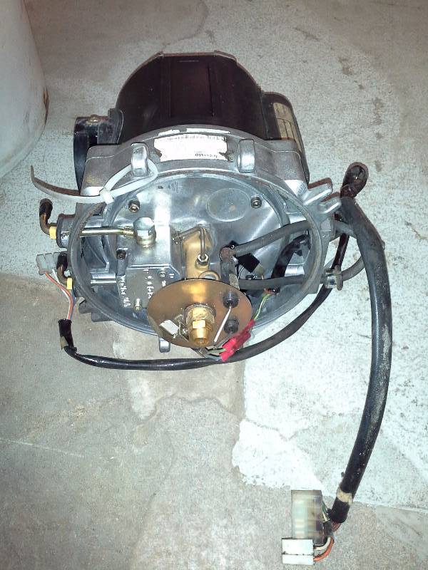 lot 68 image: HEAD WEBASTO HEATER SHOP REPAIRED MT-062100-SR