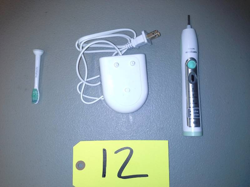 Phillips Sonicare Electric Toothbrush