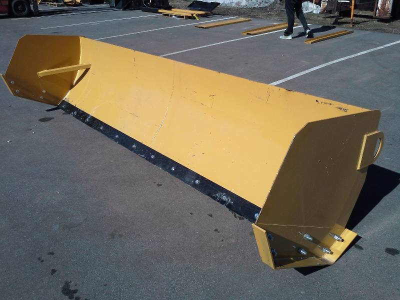 12 Snow Pusher (Wheel Loader)