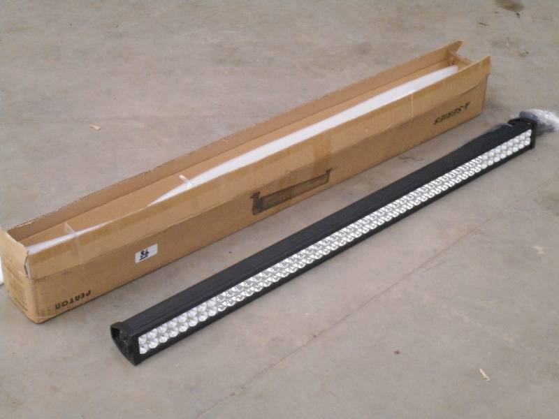 lot 87 image: New 52 12Volt LED Light Bar, Works...