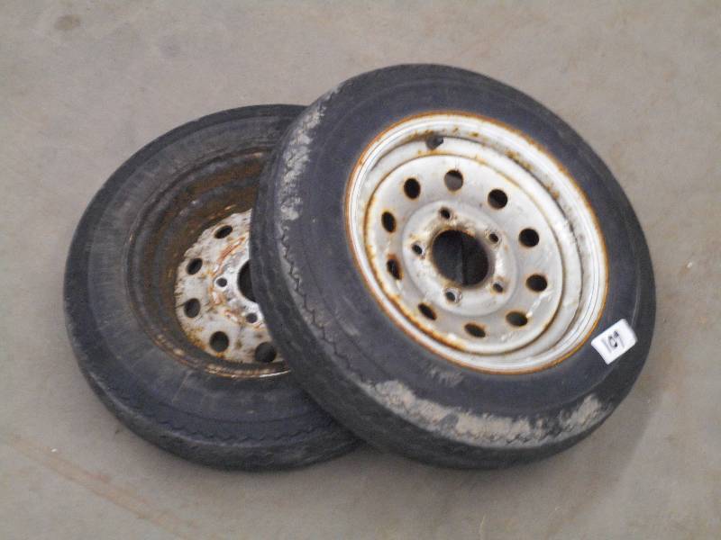 lot 109 image: (2) 4.8012 Trailer Tires On 5-Lug ...