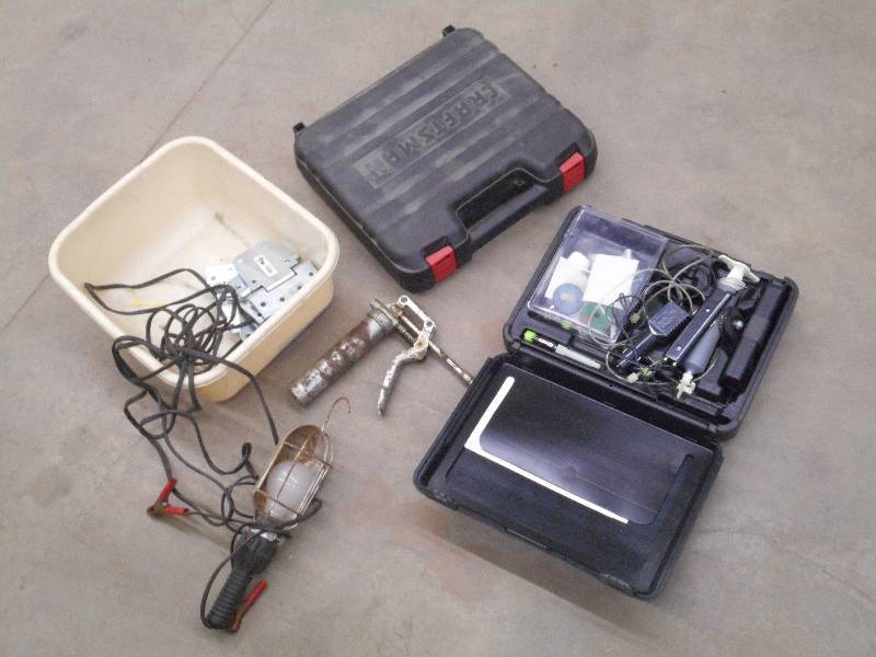 lot 120 image: Lot Of Tool Case, Work Light, Hing...