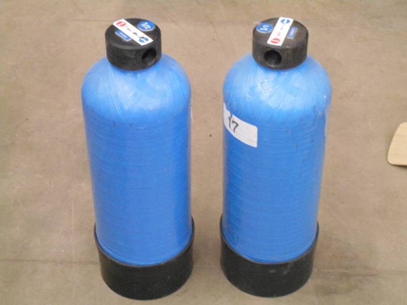 lot 101 image: (2) Structural 8x22 Polyglass Fil...