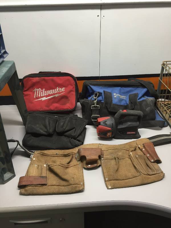 BASKETS, TOOL BAGS, AIR CLEANER ASSEMBLY, PLASTIC TABLE