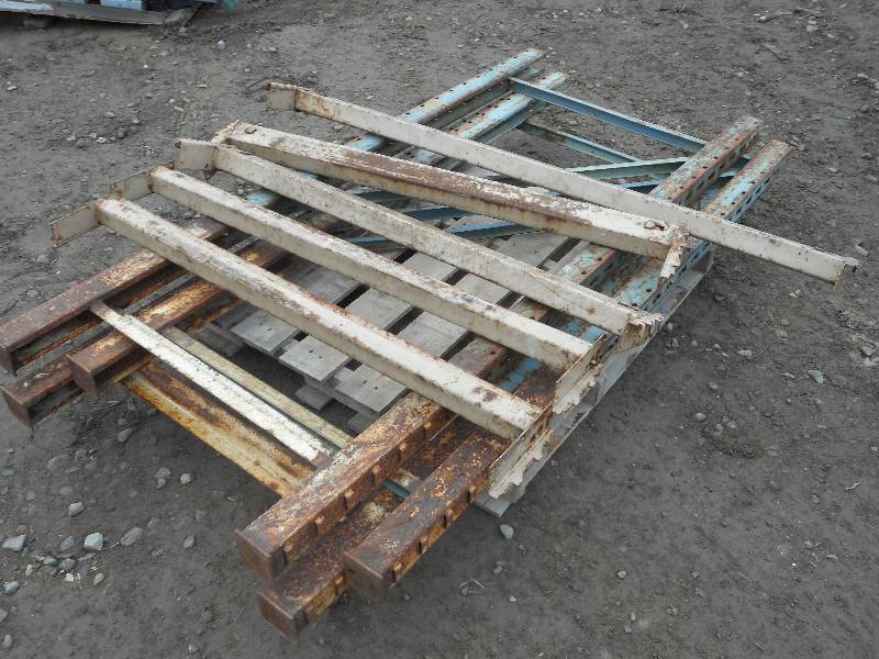 lot 10 image: Lot Of Pallet Racking