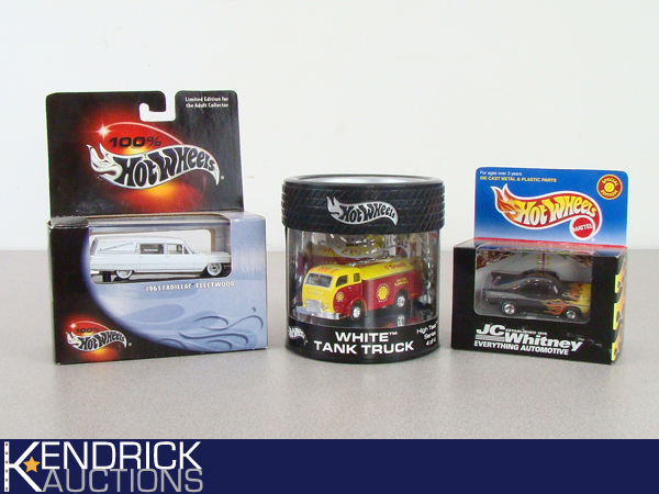 lot 6 image: 3 Collectible MINT in Box Hot Wheels Cars
